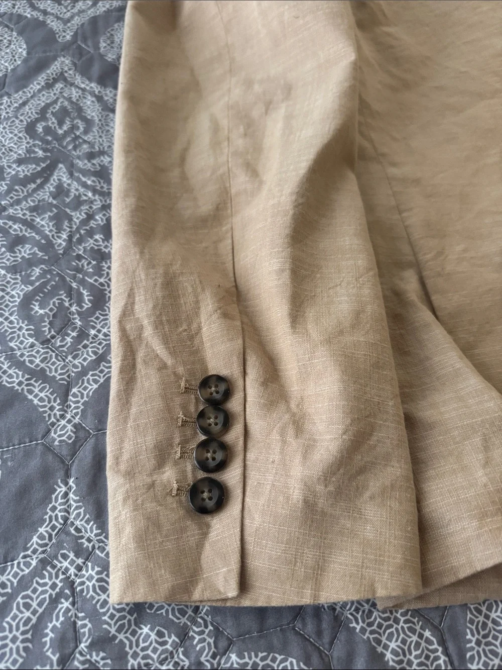 GUESS Men’s Light Tan 100% cotton Sport Coat